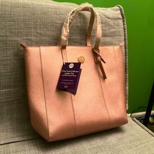 E*Lite Travel Collection Leather Tote with RFID Protected Pocket